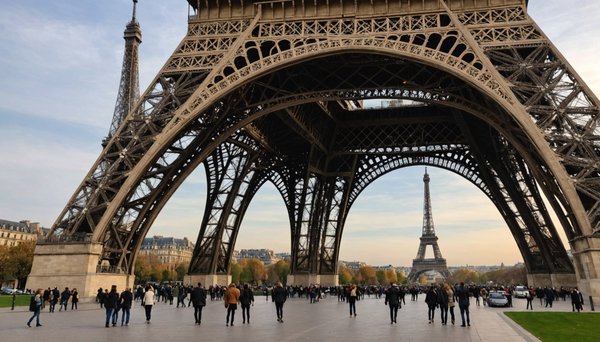 Les secrets de la Tour Eiffel : tout ce que vous voulez savoir